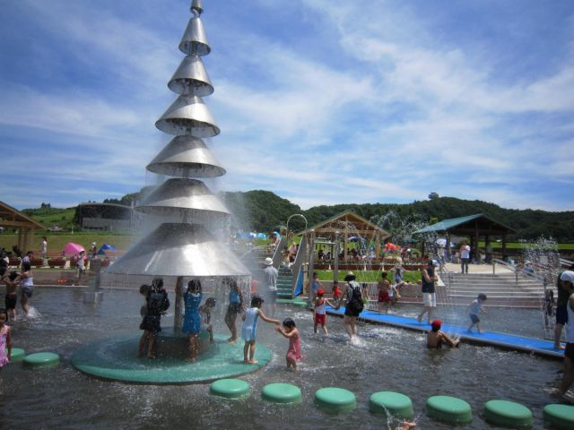 【国営越後丘陵公園】水遊び広場が始まります！