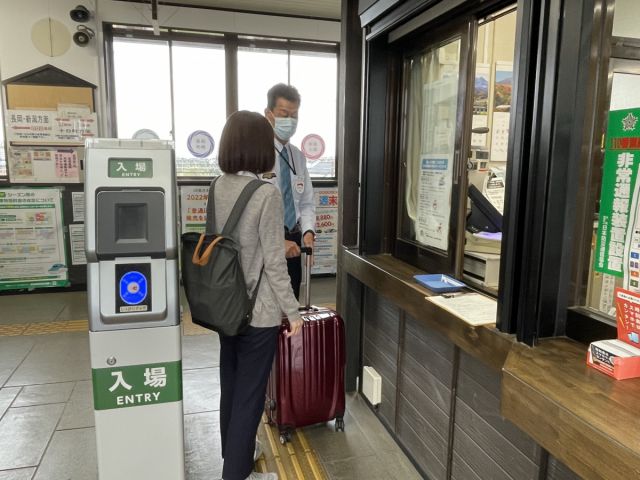 摂田屋散策で便利な宮内駅の「手荷物一時預かり」　受付時間が変更になりました。