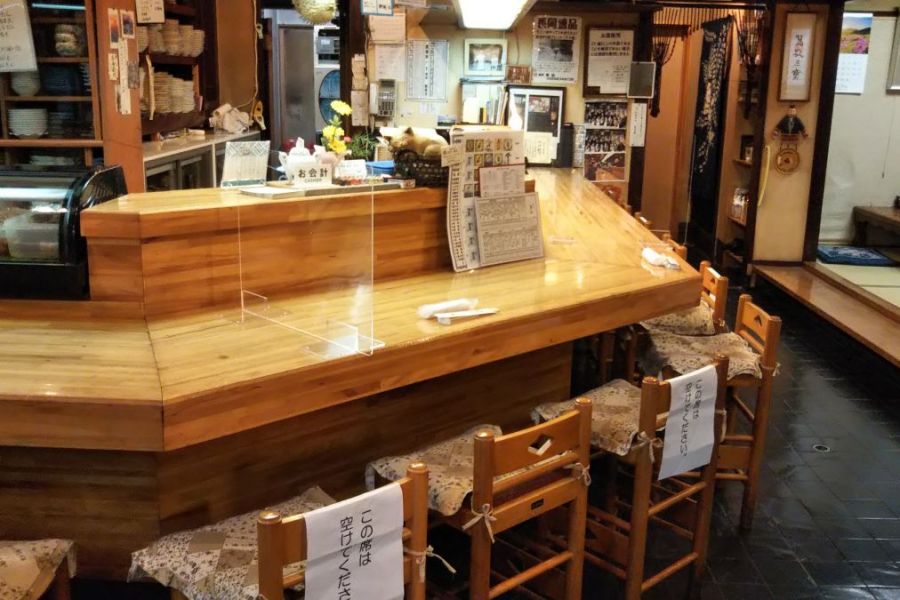 店内カウンター席