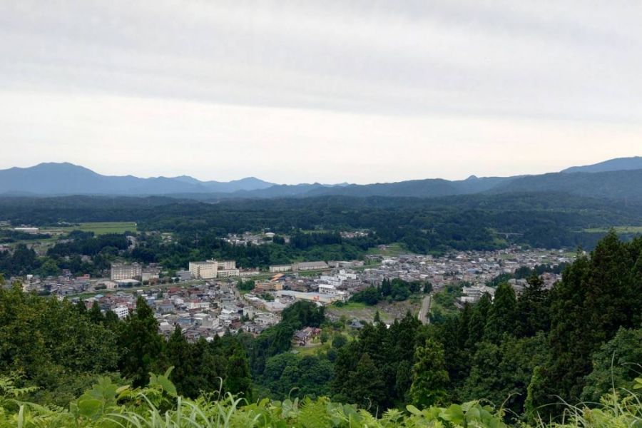 栃尾城跡　二の丸からの眺め