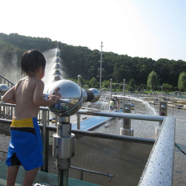 国営越後丘陵公園「水遊び広場」