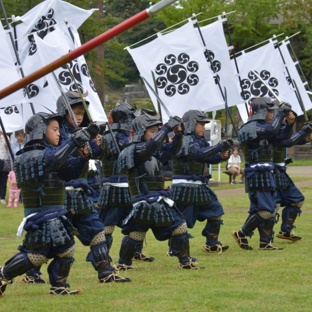 栃尾謙信公祭（武者行列・祭典）　　