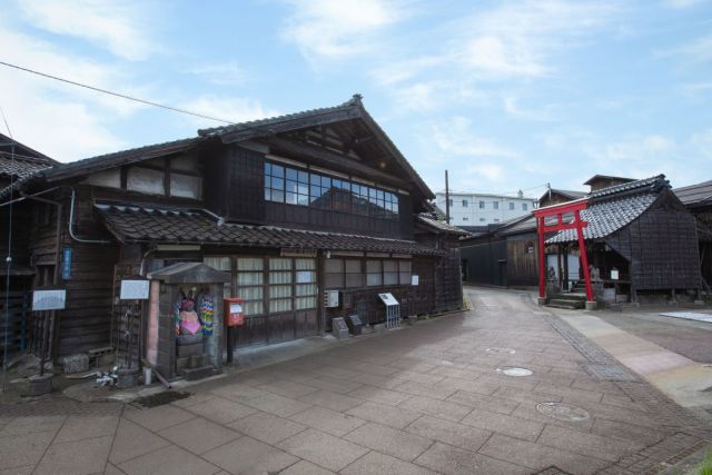 Settaya・Miyauchi Area