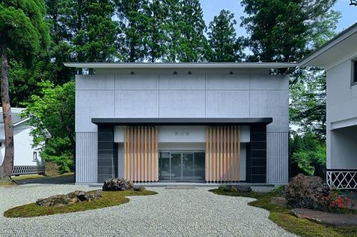 山口庭園・資料館