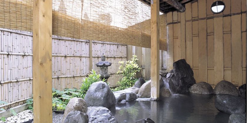 Open air bath (Fukubikiya)